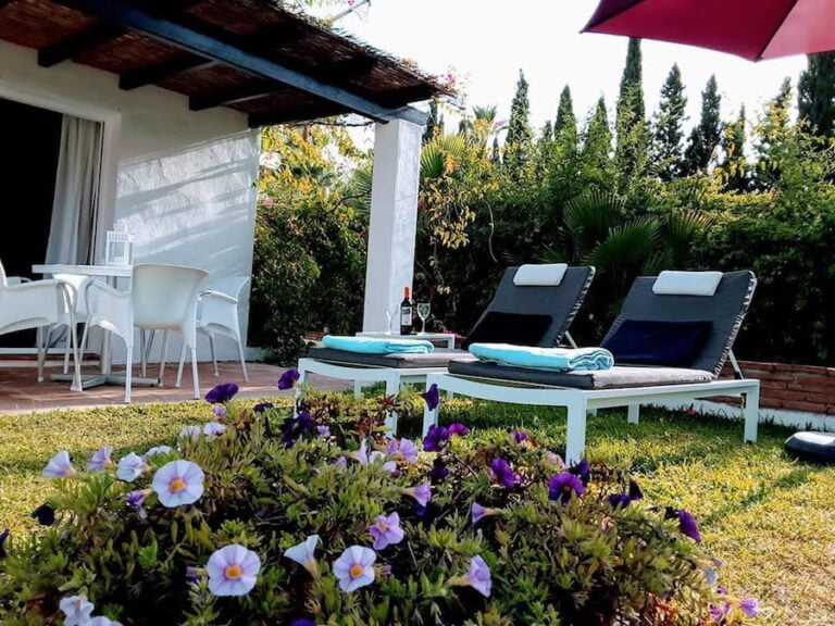 Banus Lodge ligbedden