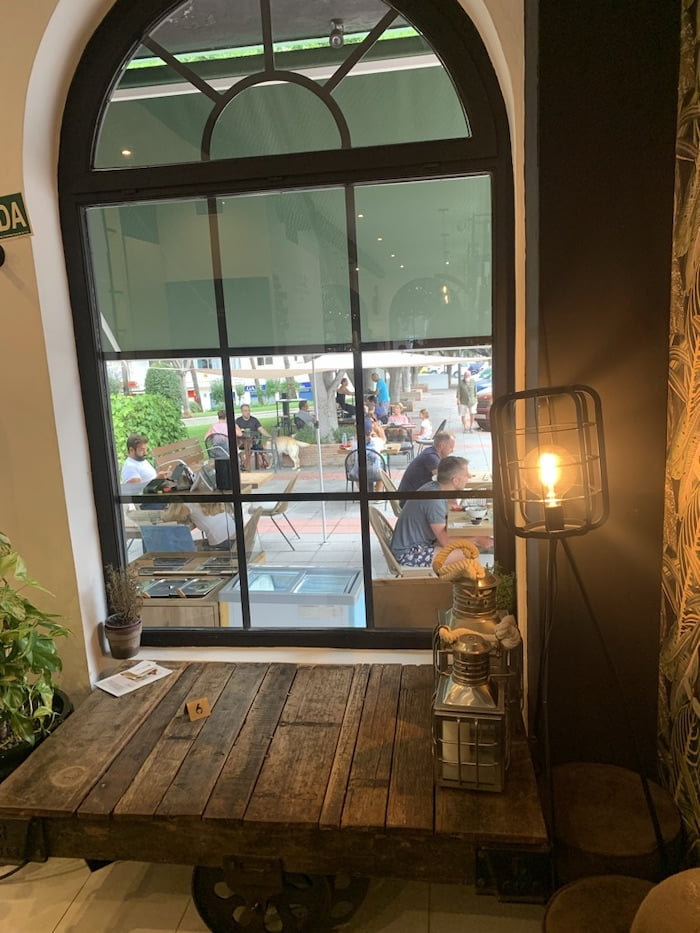 Hustle N' Flow - terras